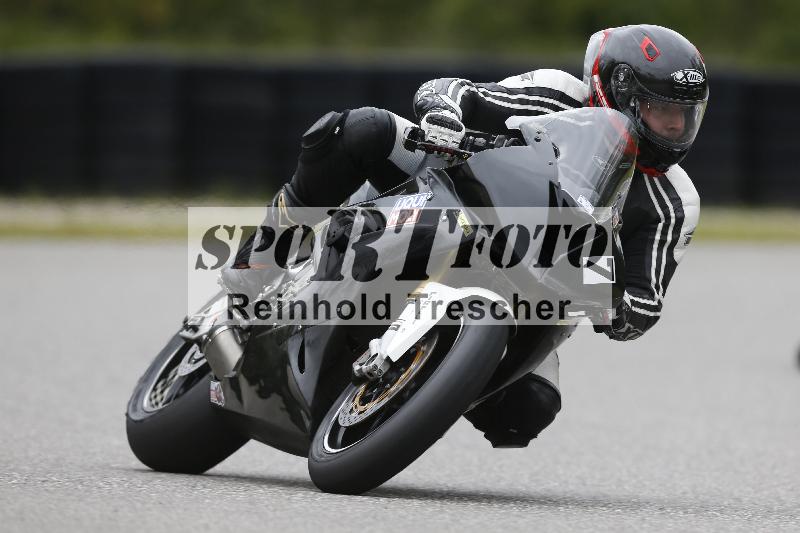 /Archiv-2024/13 22.04.2024 Plüss Moto Sport ADR/Freies Fahren/7